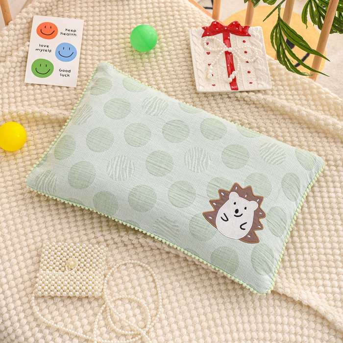 91家纺网 家纺一手货源 找家纺 （总）织布人 2025新款枕芯A类全棉卡通儿童枕幼儿园午睡枕学生宿舍专用枕头-小刺猬