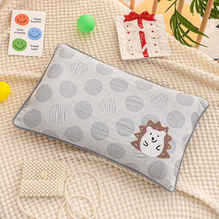 91家纺网 家纺一手货源 找家纺 （总）织布人 2025新款枕芯A类全棉卡通儿童枕幼儿园午睡枕学生宿舍专用枕头-小刺猬