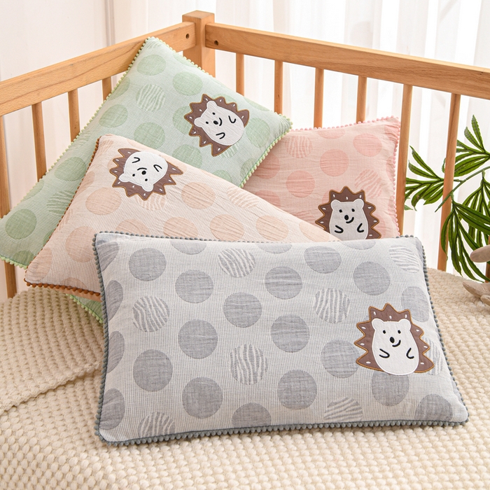 91家纺网 家纺一手货源 找家纺 织布人 2025新款枕芯A类全棉卡通儿童枕幼儿园午睡枕学生宿舍专用枕头-小刺猬 组合图