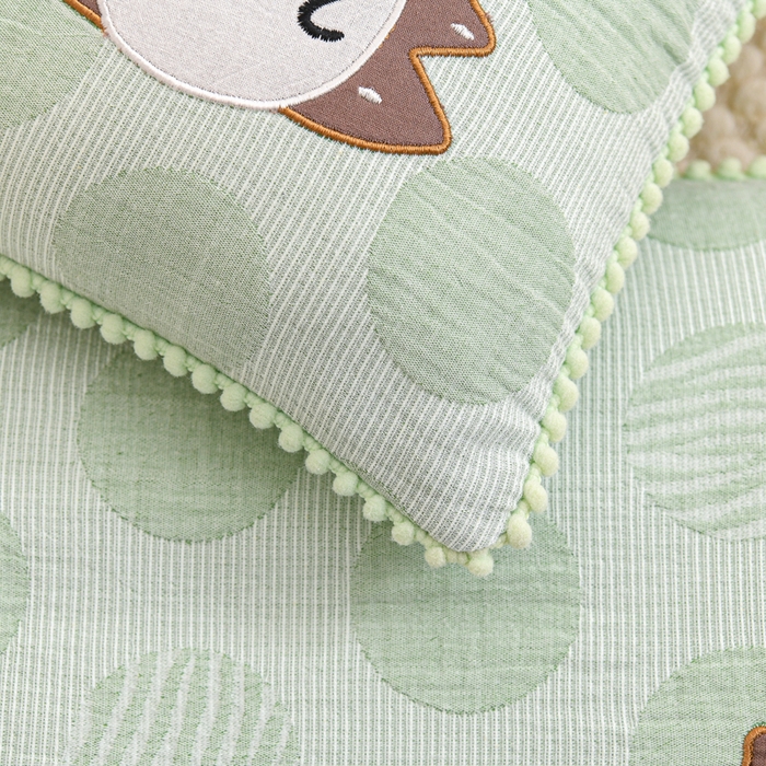 91家纺网 家纺一手货源 找家纺 织布人 2025新款枕芯A类全棉卡通儿童枕幼儿园午睡枕学生宿舍专用枕头-小刺猬 A类卡通小刺猬-果绿