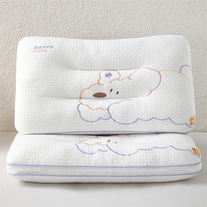 91家纺网 家纺一手货源 找家纺 （总）织布人 2025新款枕芯A类针织棉刺绣泡芙小狗儿童学生枕成人亲子枕头枕芯