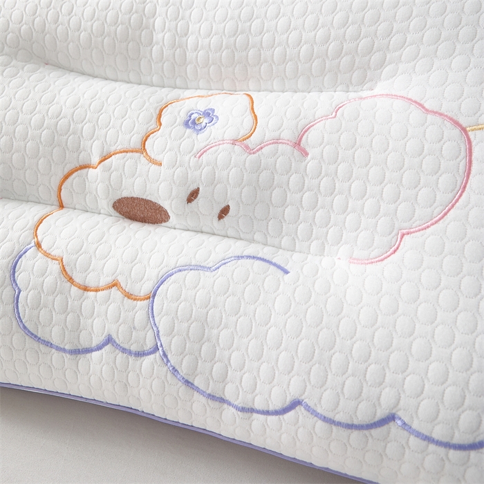 91家纺网 家纺一手货源 找家纺 （总）织布人 2025新款枕芯A类针织棉刺绣泡芙小狗儿童学生枕成人亲子枕头枕芯