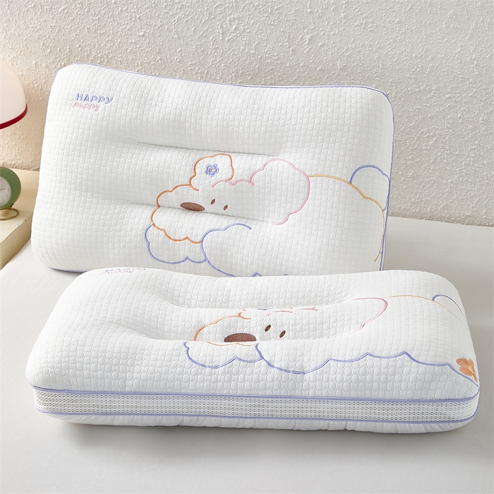 91家纺网 家纺一手货源 找家纺 （总）织布人 2025新款枕芯A类针织棉刺绣泡芙小狗儿童学生枕成人亲子枕头枕芯