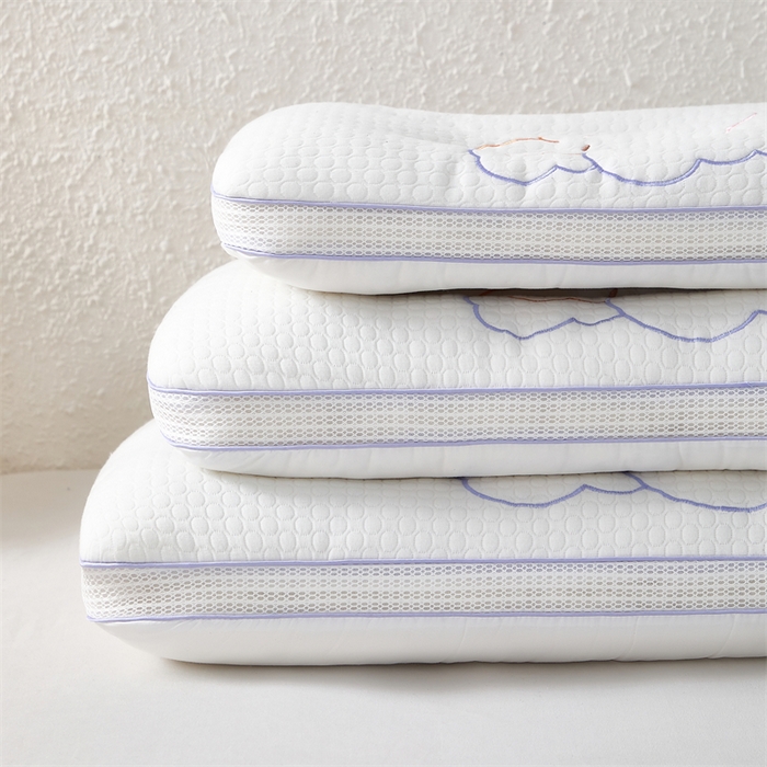 91家纺网 家纺一手货源 找家纺 （总）织布人 2025新款枕芯A类针织棉刺绣泡芙小狗儿童学生枕成人亲子枕头枕芯