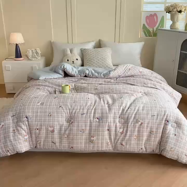 91家纺网 家纺一手货源 找家纺 佳鸿家纺 2025新款云感双层纱冬被软糯云朵棉春秋被被子加厚被芯 彩格kt