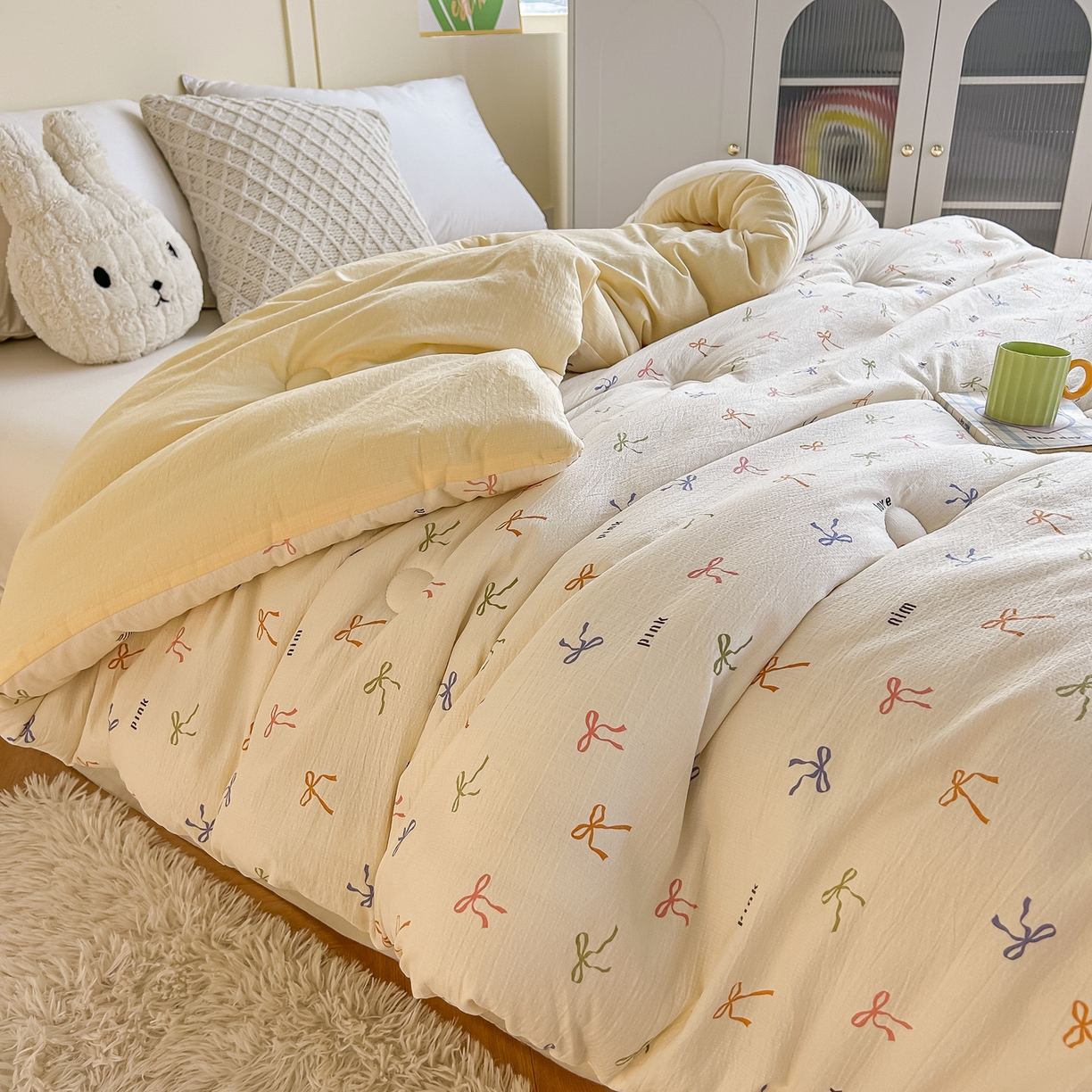 91家纺网 家纺一手货源 找家纺 佳鸿家纺 2025新款云感双层纱冬被软糯云朵棉春秋被被子加厚被芯 彩色蝴蝶结