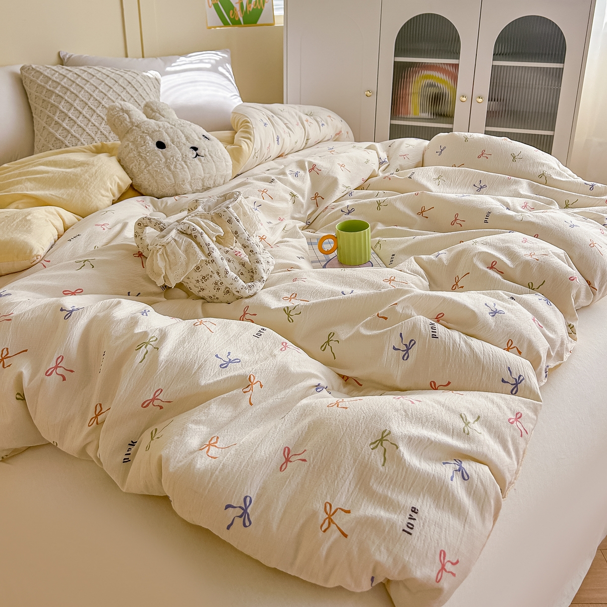 91家纺网 家纺一手货源 找家纺 佳鸿家纺 2025新款云感双层纱冬被软糯云朵棉春秋被被子加厚被芯 彩色蝴蝶结