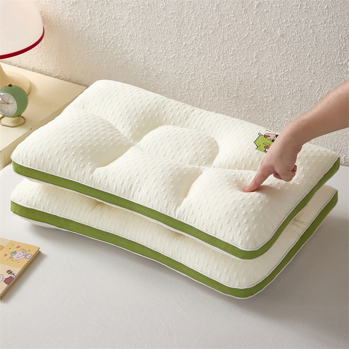 91家纺网 家纺一手货源 找家纺 （总）织布人 2025新款枕芯A类针织棉定型枕小新同学儿童枕学生枕成人亲子枕头