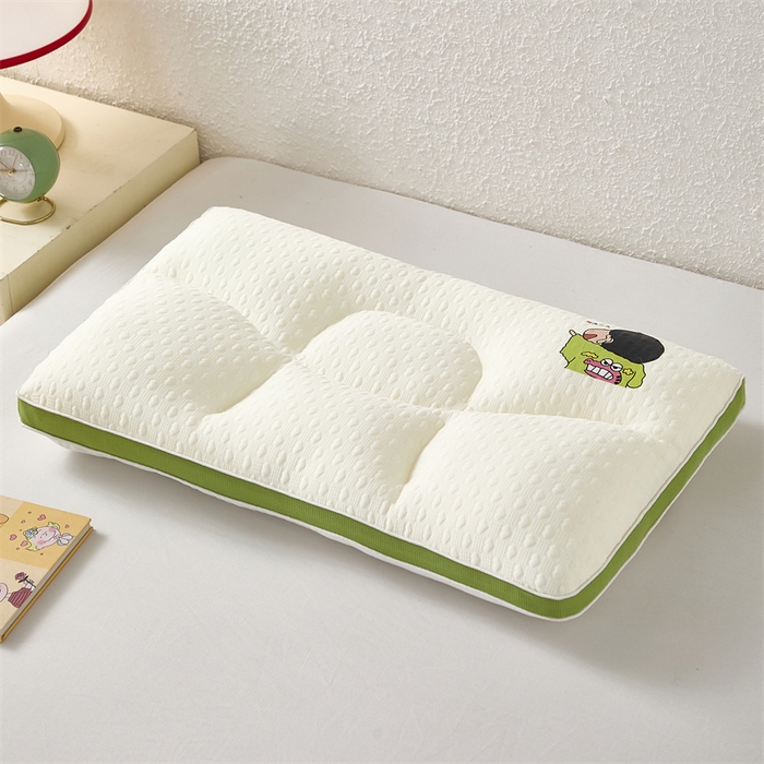 91家纺网 家纺一手货源 找家纺 （总）织布人 2025新款枕芯A类针织棉定型枕小新同学儿童枕学生枕成人亲子枕头