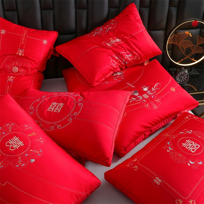 91家纺网 家纺一手货源 找家纺 （总）织布人 2025新款枕芯轻奢A类贡缎天丝刺绣婚庆枕头大红结婚专用枕芯