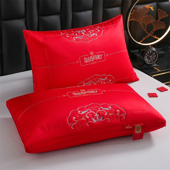 91家纺网 家纺一手货源 找家纺 织布人 2025新款枕芯轻奢A类贡缎天丝刺绣婚庆枕头大红结婚专用枕芯 A类贡缎天丝枕-天长地久