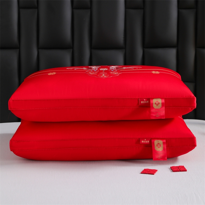 91家纺网 家纺一手货源 找家纺 织布人 2025新款枕芯轻奢A类贡缎天丝刺绣婚庆枕头大红结婚专用枕芯 A类贡缎天丝枕-吾家有喜