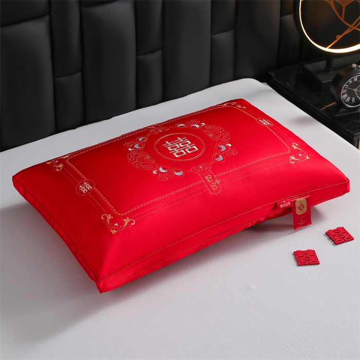 91家纺网 家纺一手货源 找家纺 织布人 2025新款枕芯轻奢A类贡缎天丝刺绣婚庆枕头大红结婚专用枕芯 A类贡缎天丝枕-比翼喜恋