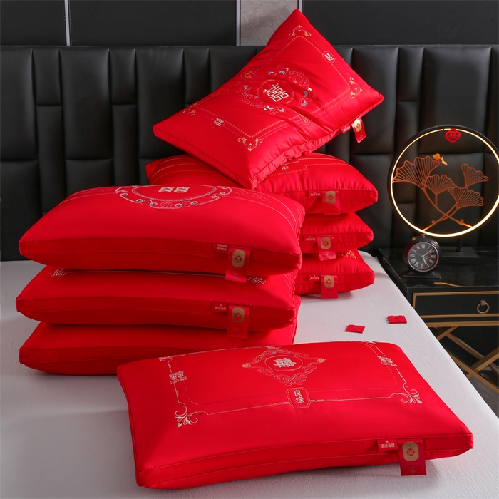 91家纺网 家纺一手货源 找家纺 （总）织布人 2025新款枕芯轻奢A类贡缎天丝刺绣婚庆枕头大红结婚专用枕芯