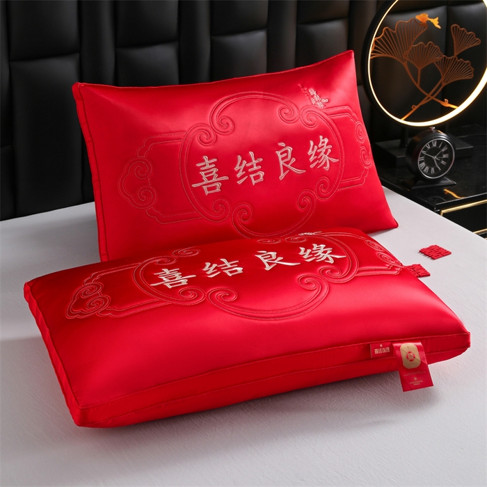 91家纺网 家纺一手货源 找家纺 织布人 2025新款枕芯轻奢A类贡缎天丝刺绣婚庆枕头大红结婚专用枕芯 A类贡缎天丝枕-喜结良缘