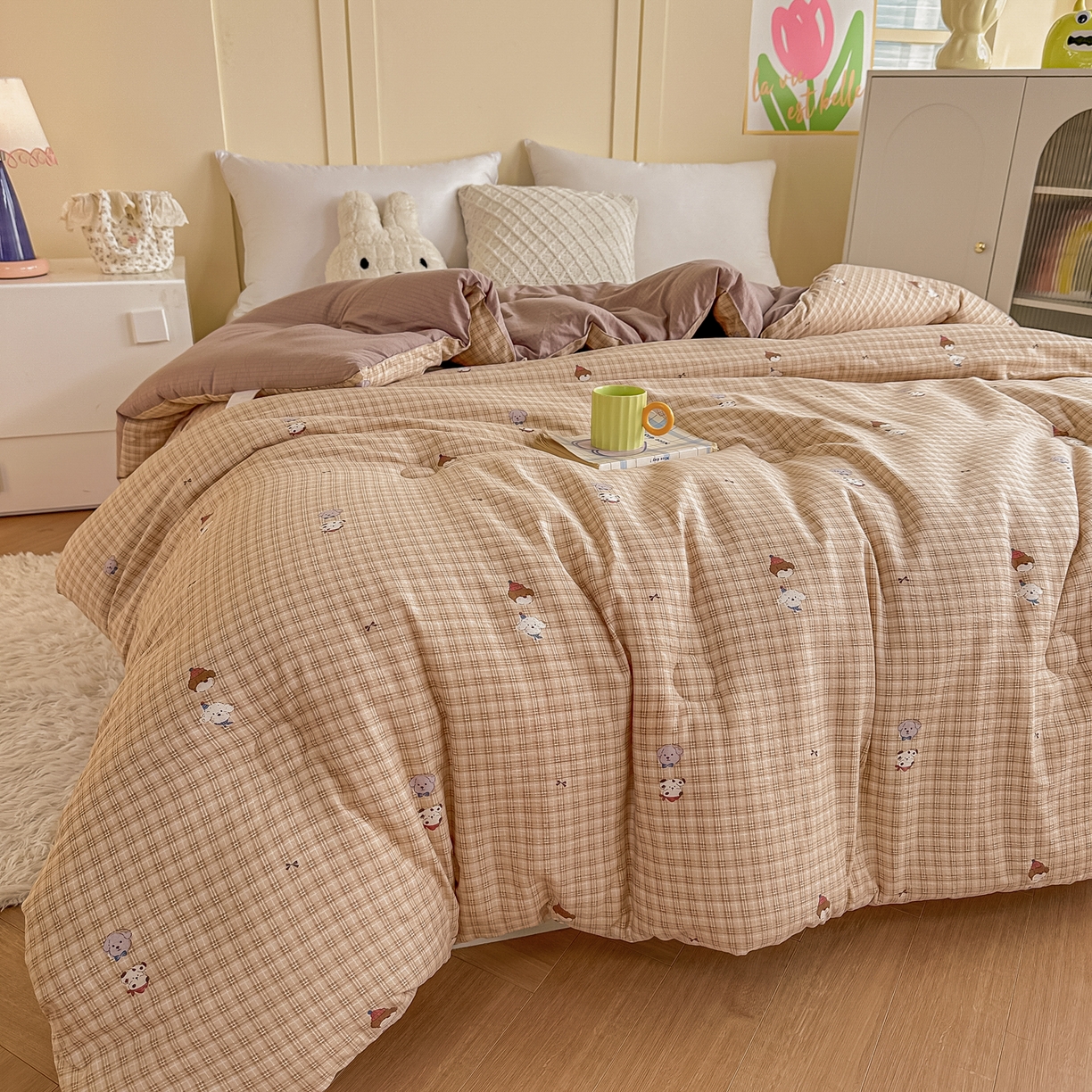 91家纺网 家纺一手货源 找家纺 佳鸿家纺 2025新款云感双层纱冬被软糯云朵棉春秋被被子加厚被芯 萌宠咖