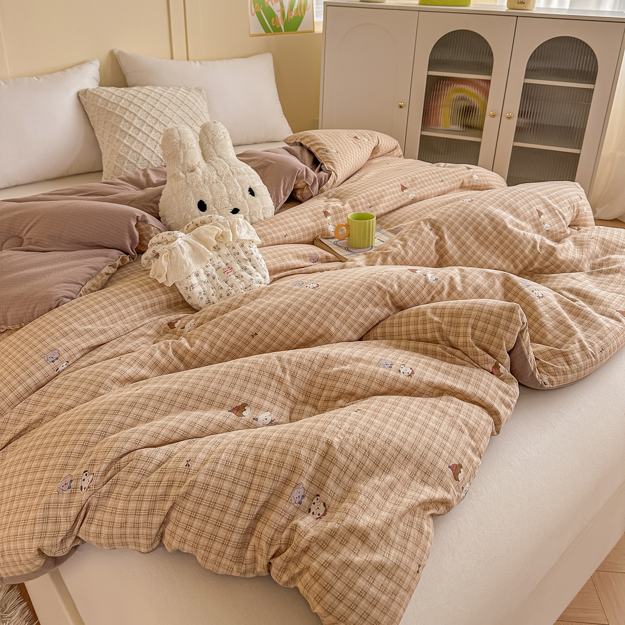 91家纺网 家纺一手货源 找家纺 佳鸿家纺 2025新款云感双层纱冬被软糯云朵棉春秋被被子加厚被芯 萌宠咖