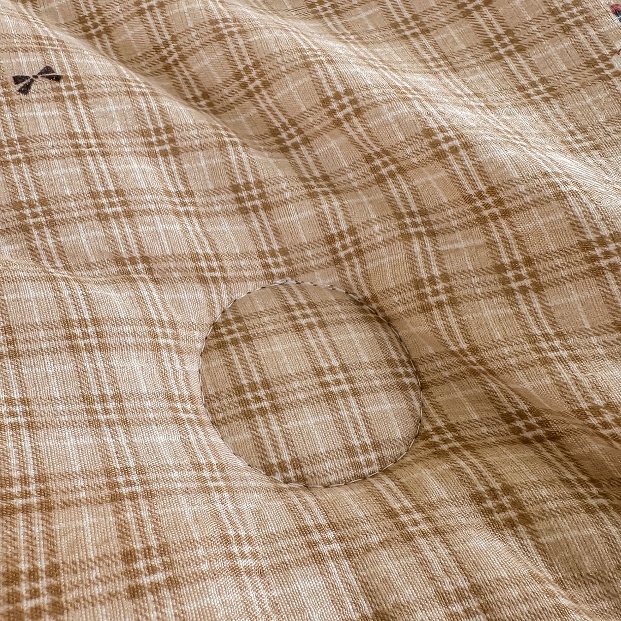 91家纺网 家纺一手货源 找家纺 佳鸿家纺 2025新款云感双层纱冬被软糯云朵棉春秋被被子加厚被芯 萌宠咖