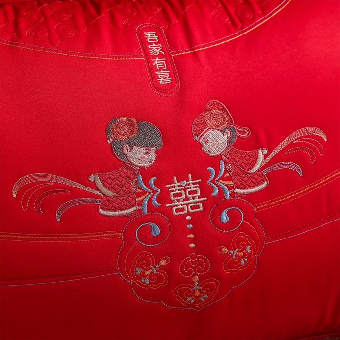 91家纺网 家纺一手货源 找家纺 织布人 2025新款枕芯轻奢A类贡缎天丝刺绣婚庆枕头大红结婚专用枕芯 A类贡缎天丝枕-吾家有喜