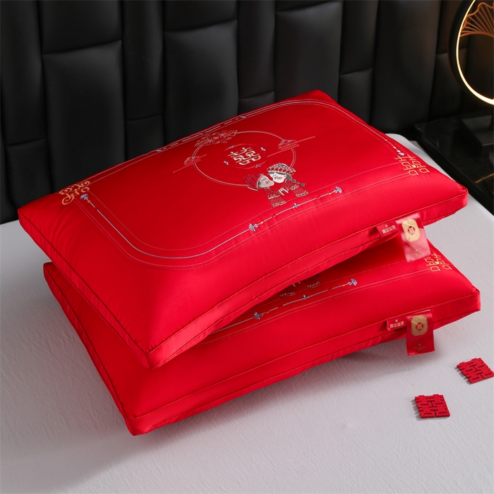 91家纺网 家纺一手货源 找家纺 织布人 2025新款枕芯轻奢A类贡缎天丝刺绣婚庆枕头大红结婚专用枕芯 A类贡缎天丝枕-山盟海誓