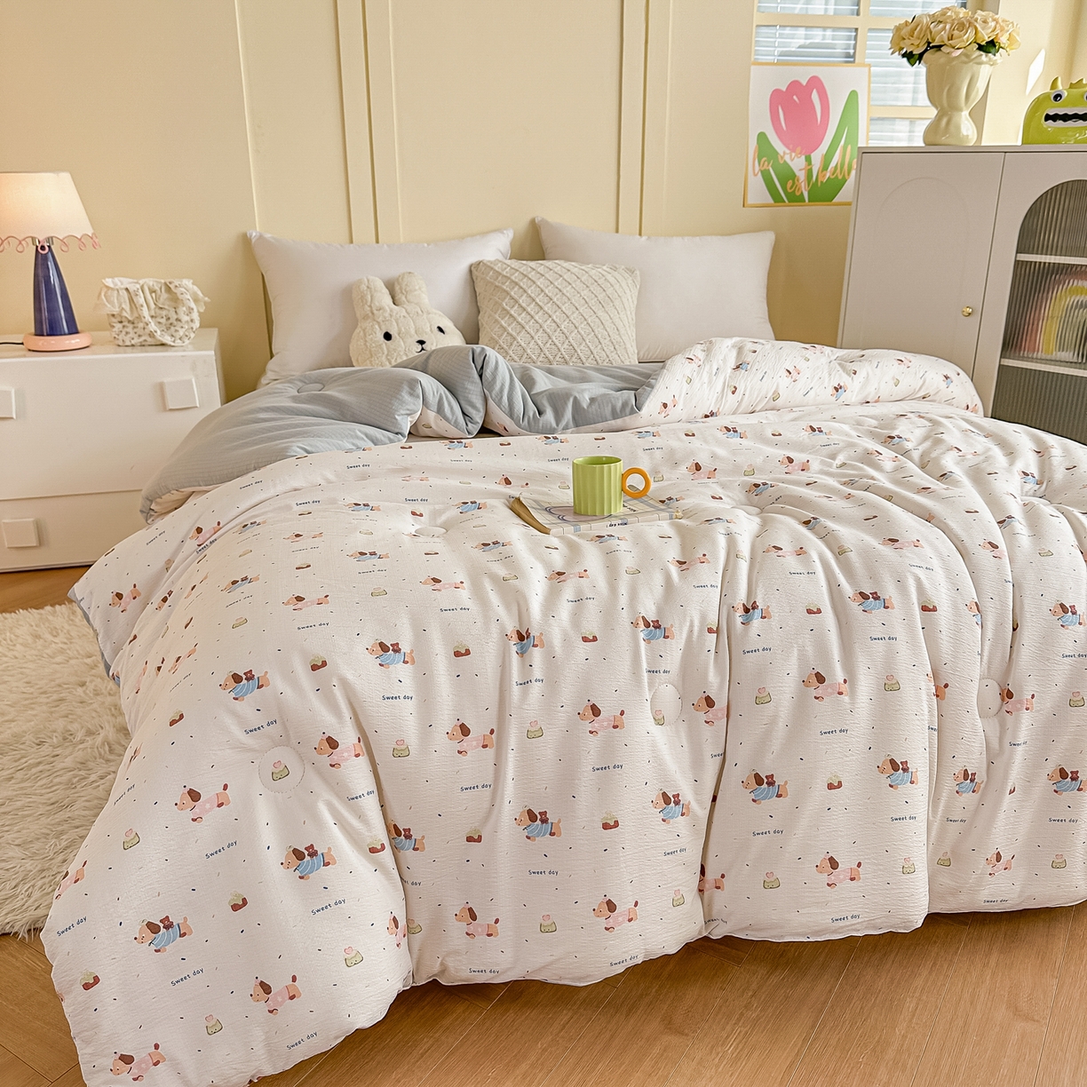 91家纺网 家纺一手货源 找家纺 佳鸿家纺 2025新款云感双层纱冬被软糯云朵棉春秋被被子加厚被芯 萌趣小狗