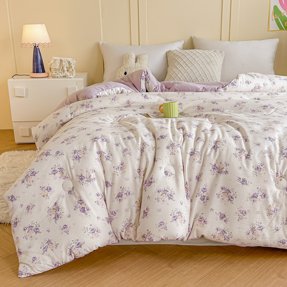 91家纺网 家纺一手货源 找家纺 佳鸿家纺 2025新款云感双层纱冬被软糯云朵棉春秋被被子加厚被芯 紫花梦境
