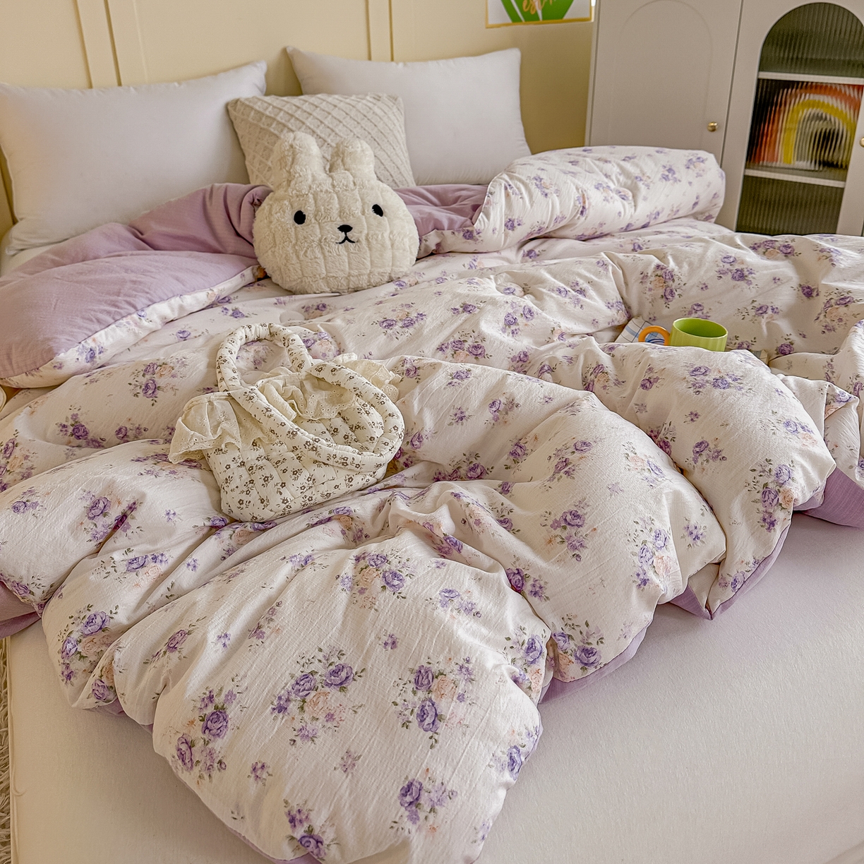 91家纺网 家纺一手货源 找家纺 佳鸿家纺 2025新款云感双层纱冬被软糯云朵棉春秋被被子加厚被芯 紫花梦境