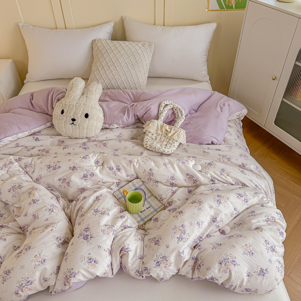 91家纺网 家纺一手货源 找家纺 佳鸿家纺 2025新款云感双层纱冬被软糯云朵棉春秋被被子加厚被芯 紫花梦境