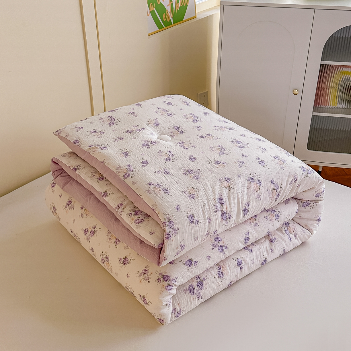 91家纺网 家纺一手货源 找家纺 佳鸿家纺 2025新款云感双层纱冬被软糯云朵棉春秋被被子加厚被芯 紫花梦境