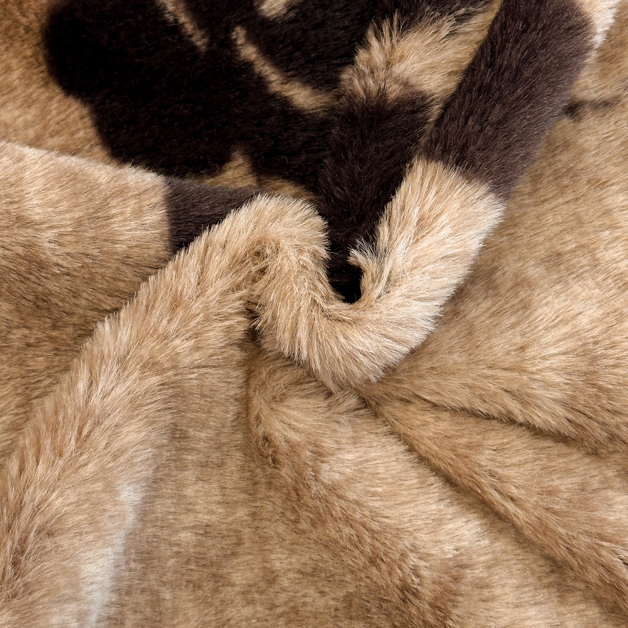 91家纺网 家纺一手货源 找家纺 畅畅家纺 2025新款高克重新款冬季加厚兔毛绒包边款床单床笠四件套 月影-卡