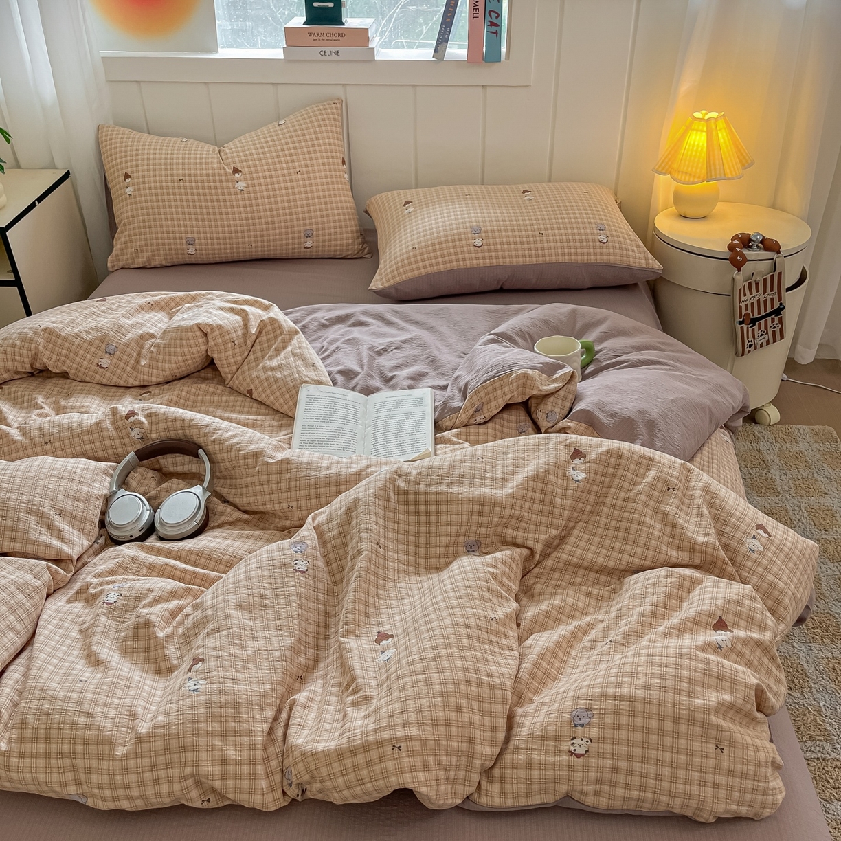 91家纺网 家纺一手货源 找家纺 （总）佳鸿家纺 2025新款卡通云感双层纱四件套碎花学生宿舍三件套床单款（提供买家秀）