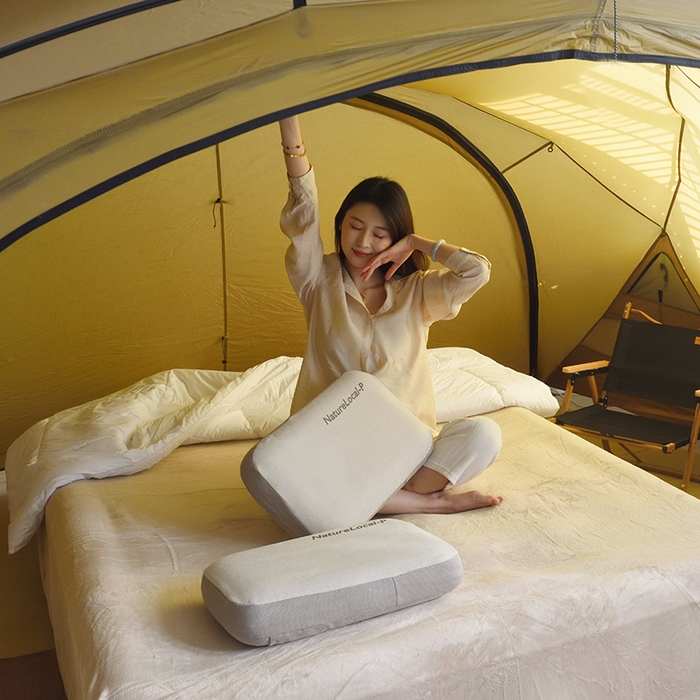 91家纺网 家纺一手货源 找家纺 （总）佳鸿家纺 2025新款户外露营午睡枕头便捷式快回弹静音护颈枕头