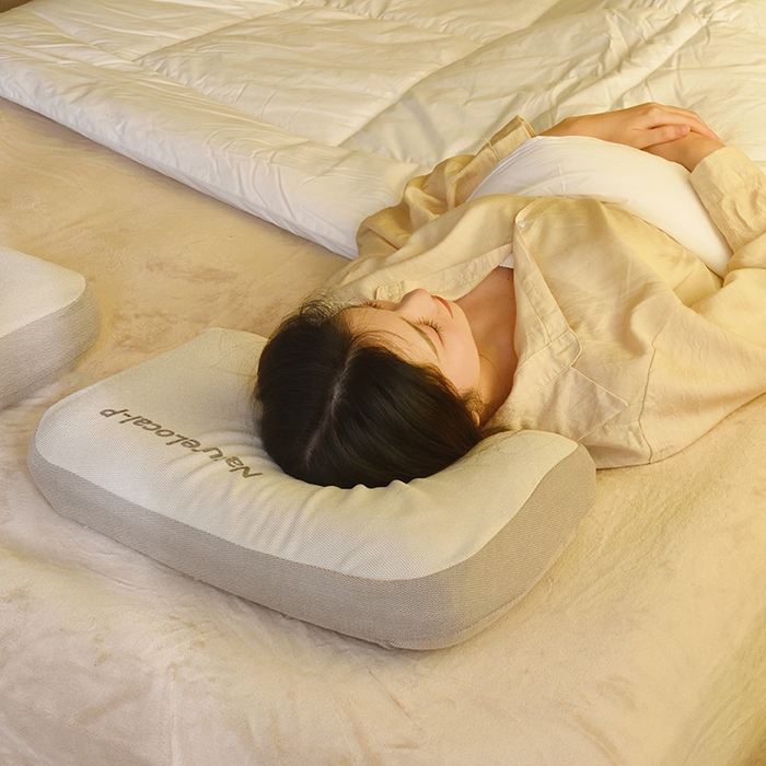 91家纺网 家纺一手货源 找家纺 （总）佳鸿家纺 2025新款户外露营午睡枕头便捷式快回弹静音护颈枕头