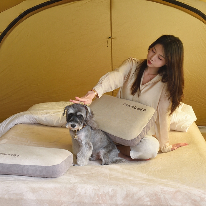 91家纺网 家纺一手货源 找家纺 佳鸿家纺 2025新款户外露营午睡枕头便捷式快回弹静音护颈枕头 夏日沙