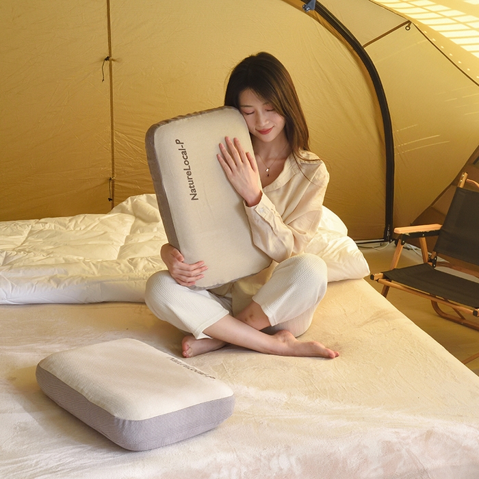 91家纺网 家纺一手货源 找家纺 佳鸿家纺 2025新款户外露营午睡枕头便捷式快回弹静音护颈枕头 夏日沙