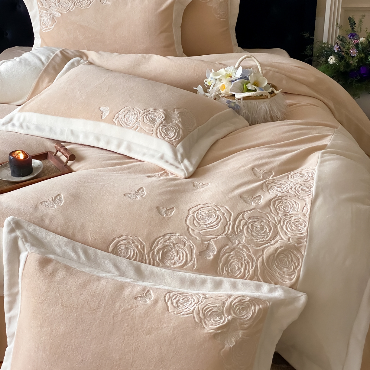 91家纺网 家纺一手货源 找家纺 （总）云栖家居 2025新款加厚立体防静电绣花牛奶绒刺绣四件套花影