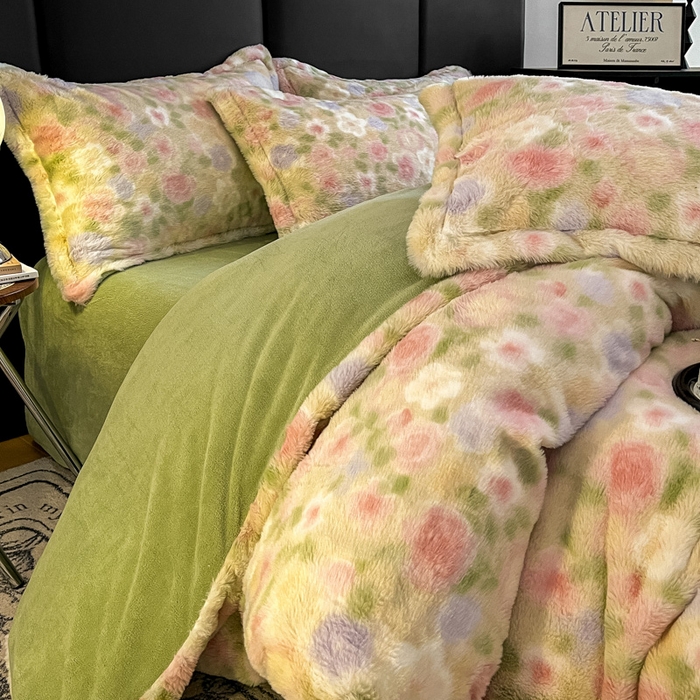 91家纺网 家纺一手货源 找家纺 弗苓家纺 2025新款亲肤舒适兔毛绒四件套 花满园