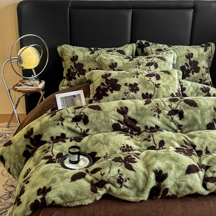 91家纺网 家纺一手货源 找家纺 弗苓家纺 2025新款亲肤舒适兔毛绒四件套 花枝-绿