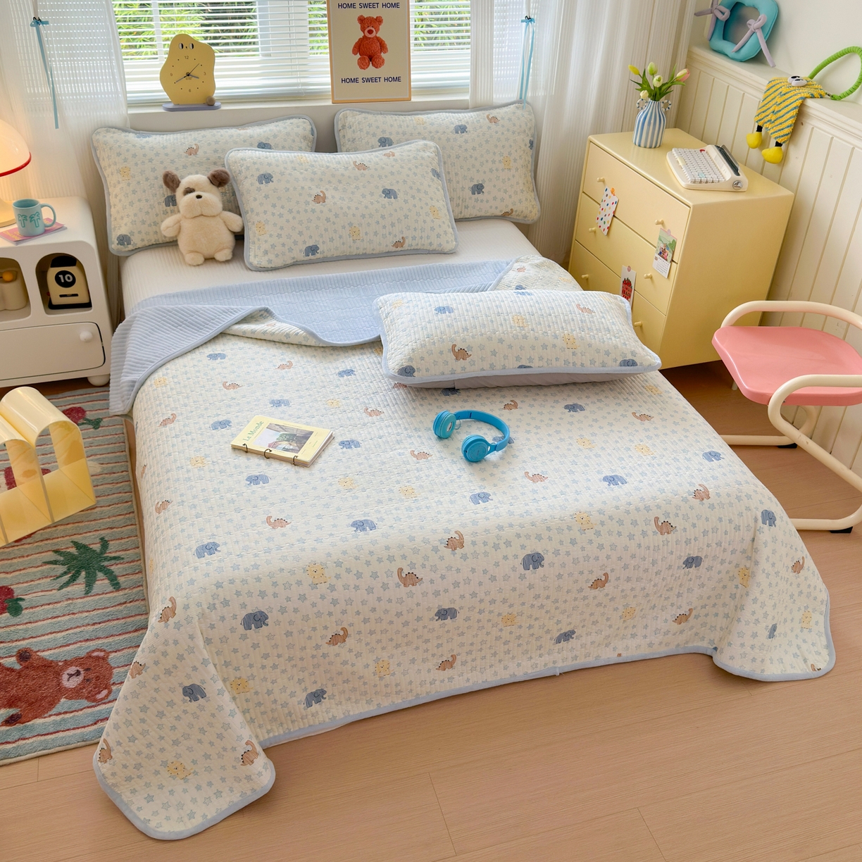 91家纺网 家纺一手货源 找家纺 Sweet dreams甜梦 2025新款牛奶绒全棉床盖三件套 恐龙乐园