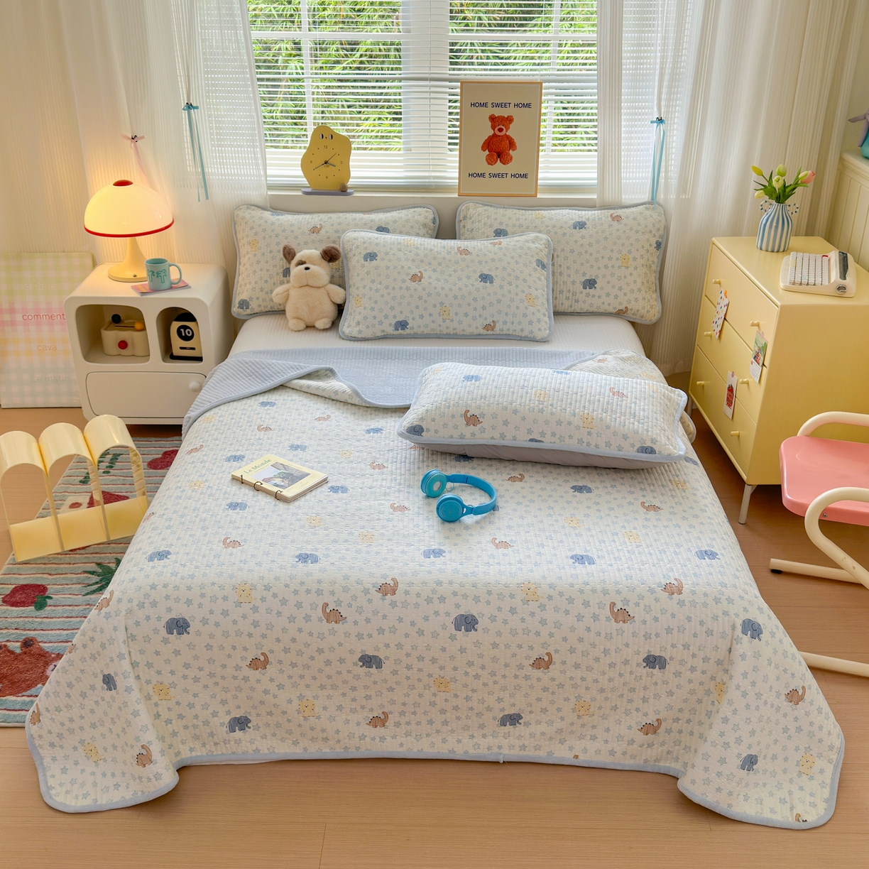 91家纺网 家纺一手货源 找家纺 Sweet dreams甜梦 2025新款牛奶绒全棉床盖三件套 恐龙乐园