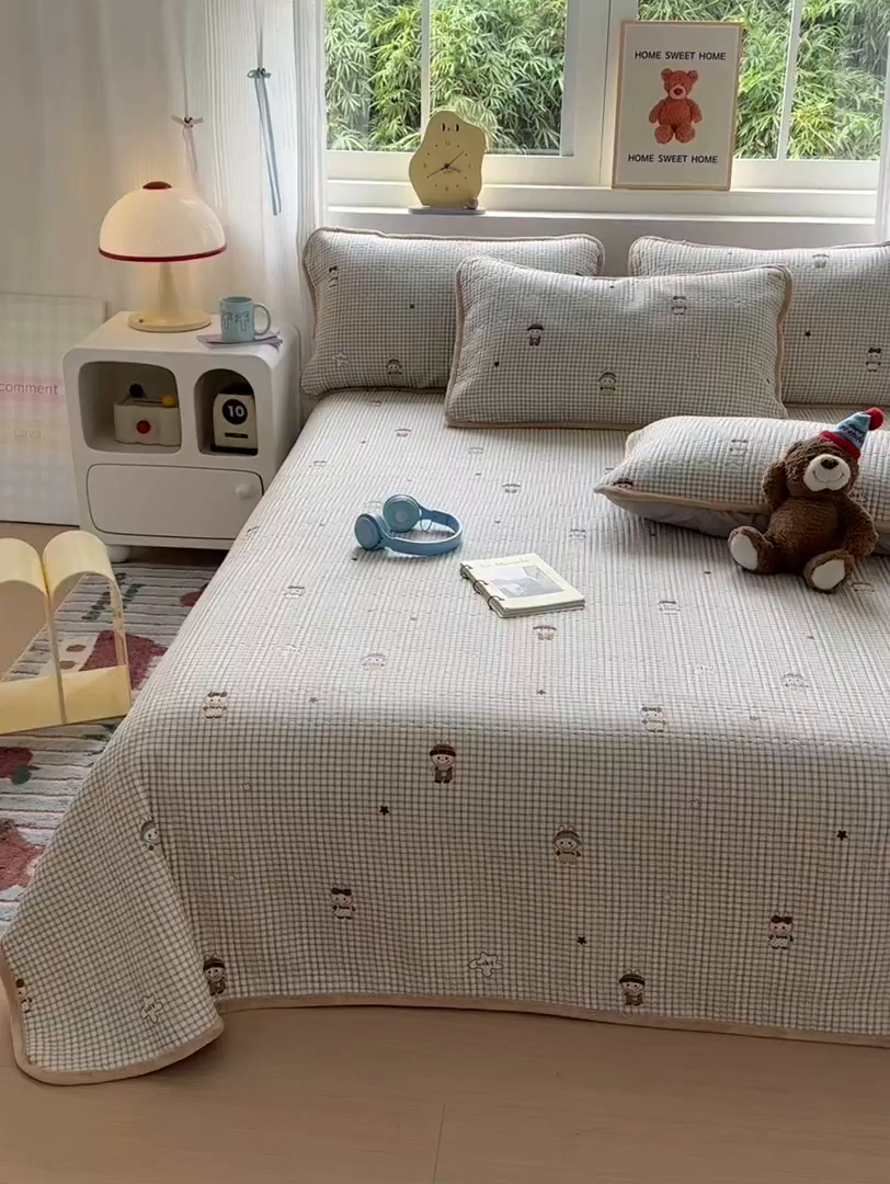 91家纺网 家纺一手货源 找家纺 Sweet dreams甜梦 2025新款牛奶绒全棉床盖三件套 格子布布