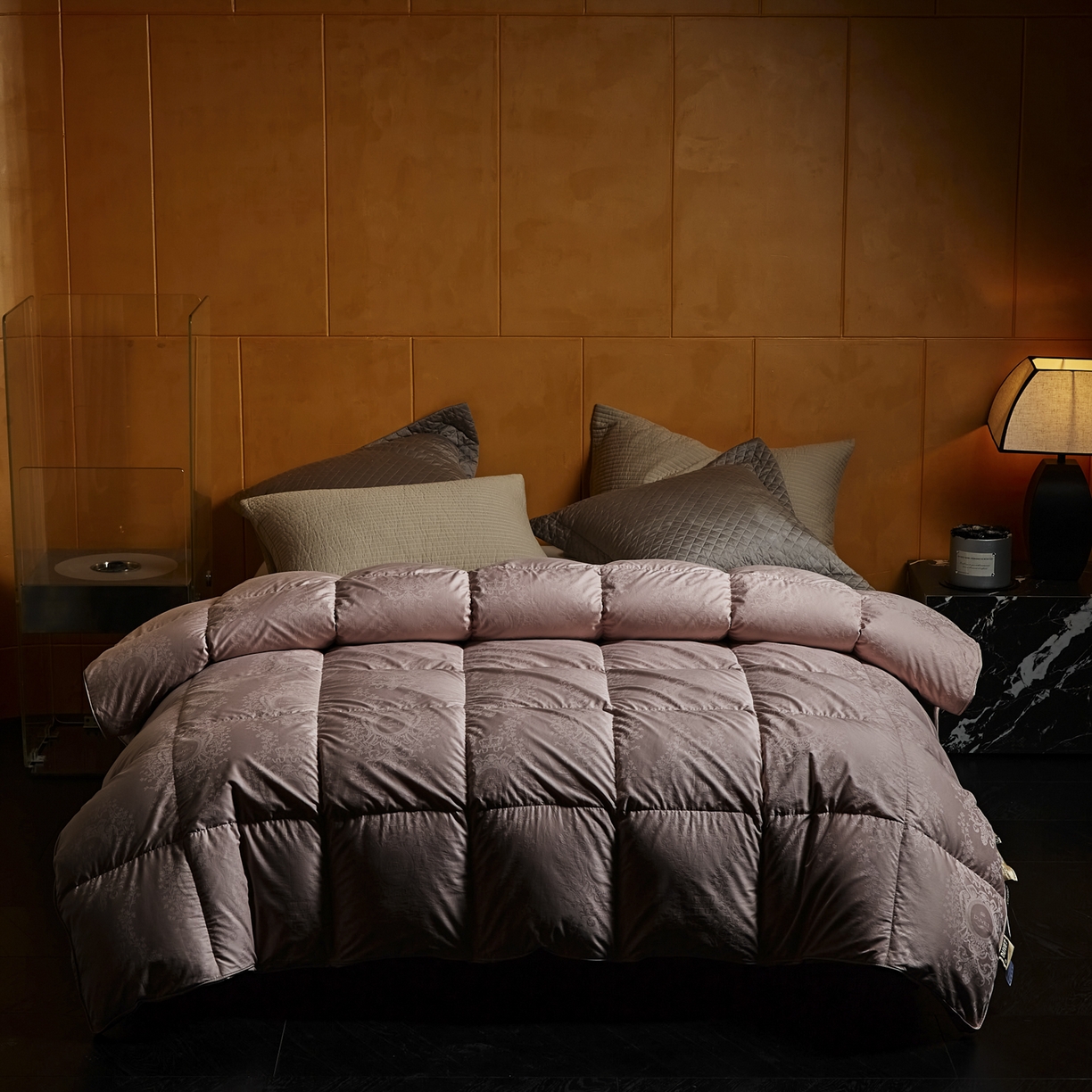 91家纺网 家纺一手货源 找家纺 暖羽屋羽绒馆 2025新款95鸭绒被子 盛世典雅 白鸭绒被芯 双人羽绒被冬被 春秋被 盛世典雅 粉