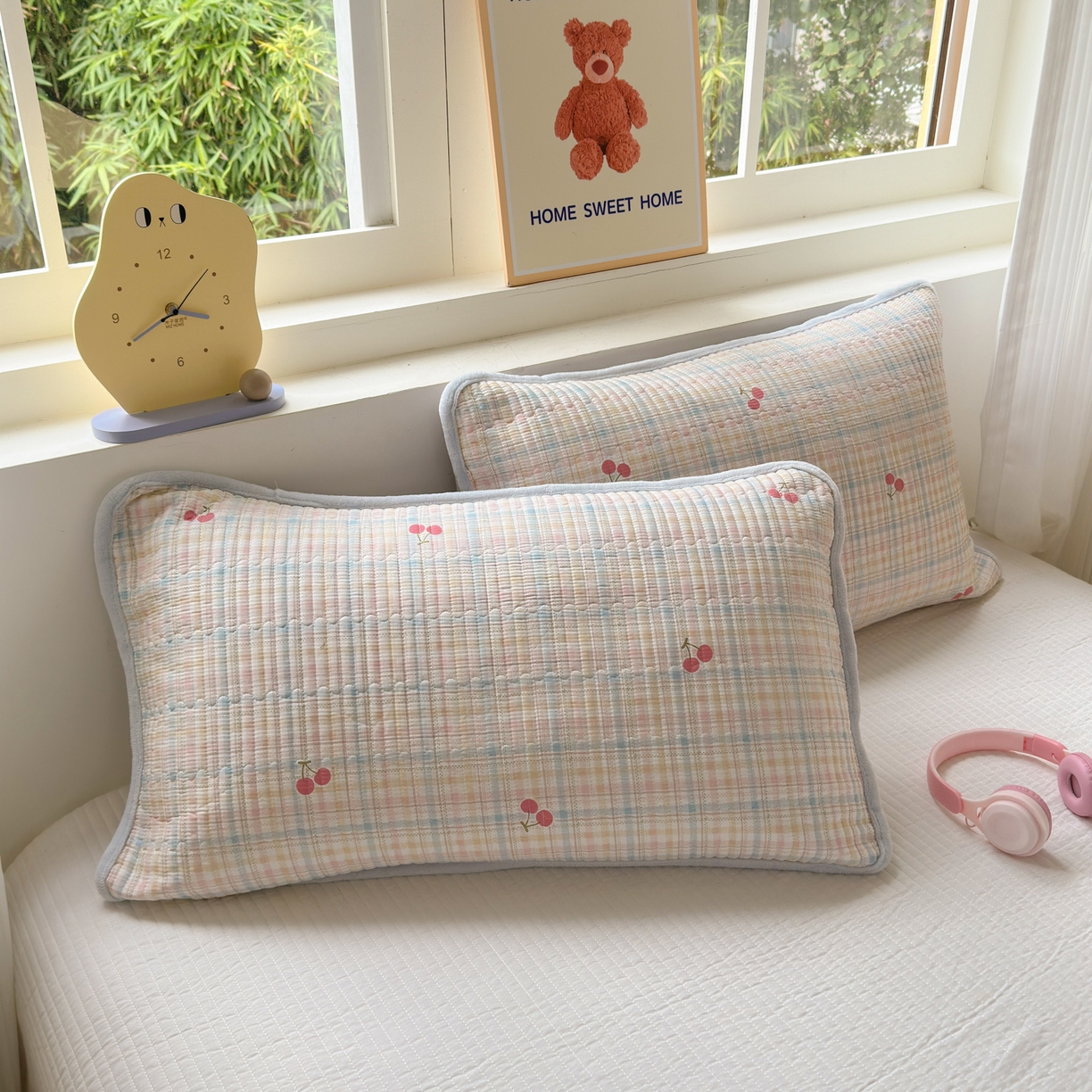 91家纺网 家纺一手货源 找家纺 Sweet dreams甜梦 2025新款牛奶绒全棉床盖三件套 格子樱桃