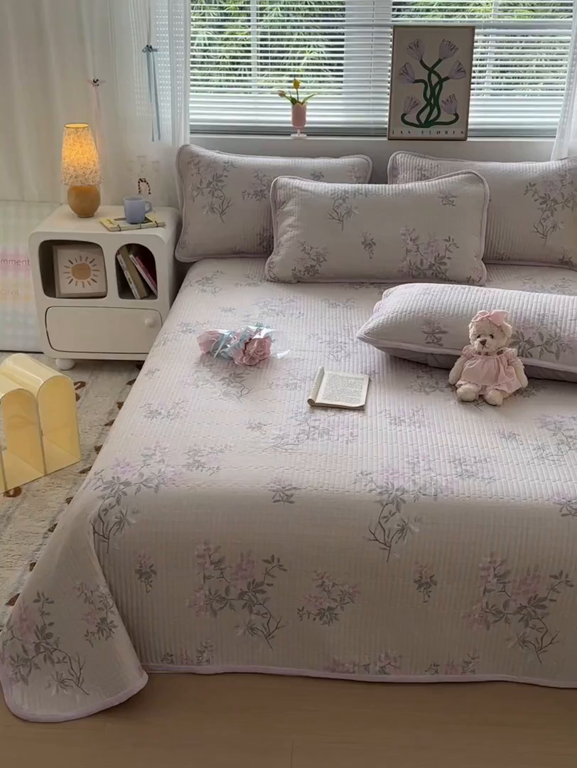 91家纺网 家纺一手货源 找家纺 Sweet dreams甜梦 2025新款牛奶绒全棉床盖三件套 紫语