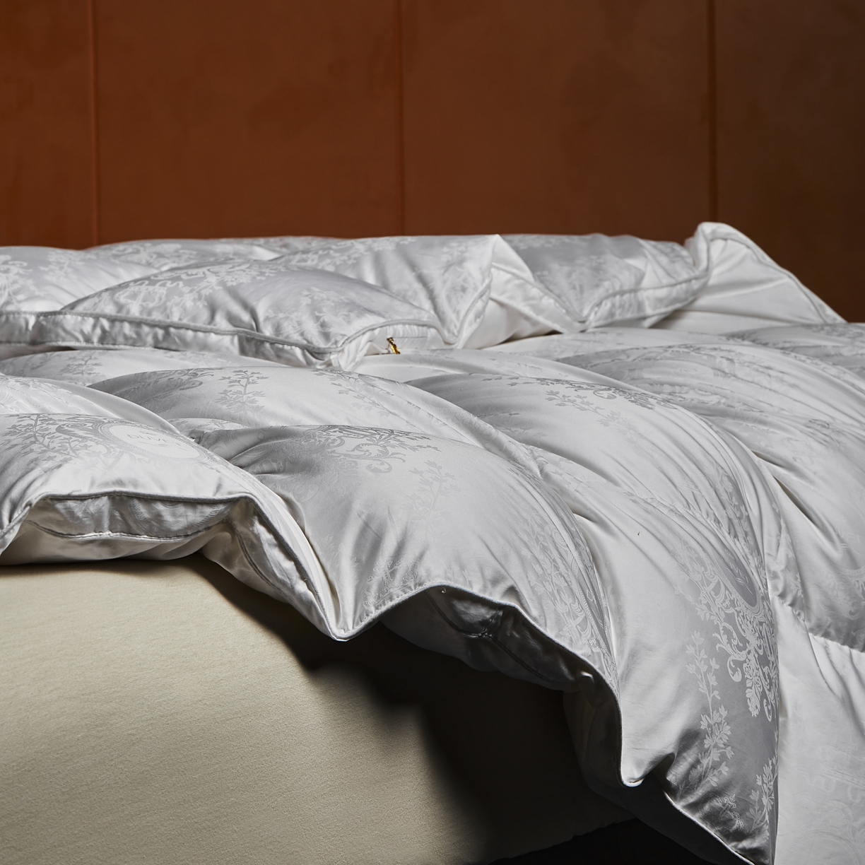 91家纺网 家纺一手货源 找家纺 暖羽屋羽绒馆 2025新款95鸭绒被子 盛世典雅 白鸭绒被芯 双人羽绒被冬被 春秋被 盛世典雅 白