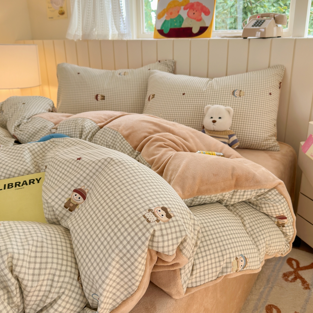 91家纺网 家纺一手货源 找家纺 Sweet dreams甜梦 2025新款棉加绒印花四件套 格子布布