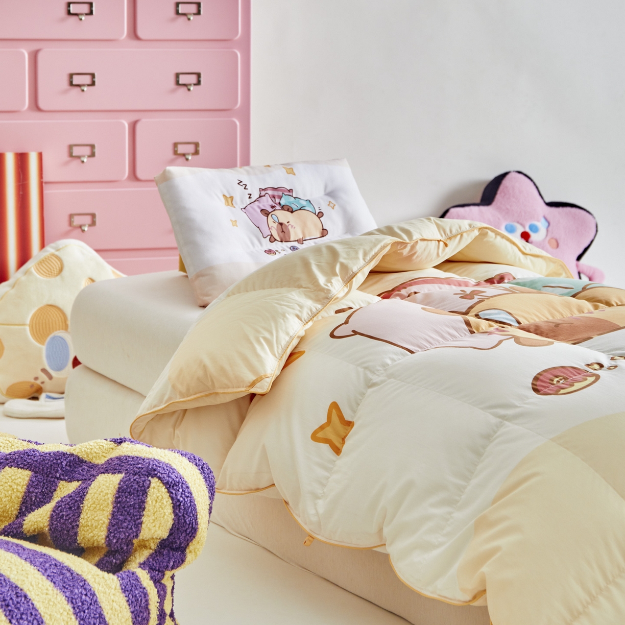 91家纺网 家纺一手货源 找家纺 暖羽屋羽绒馆 2025新款天丝莱赛尔鹅绒丝被芯 抗菌 防螨羽毛被1.2米 白鹅绒丝 儿童学生被子1.5 春秋被 放假的快乐