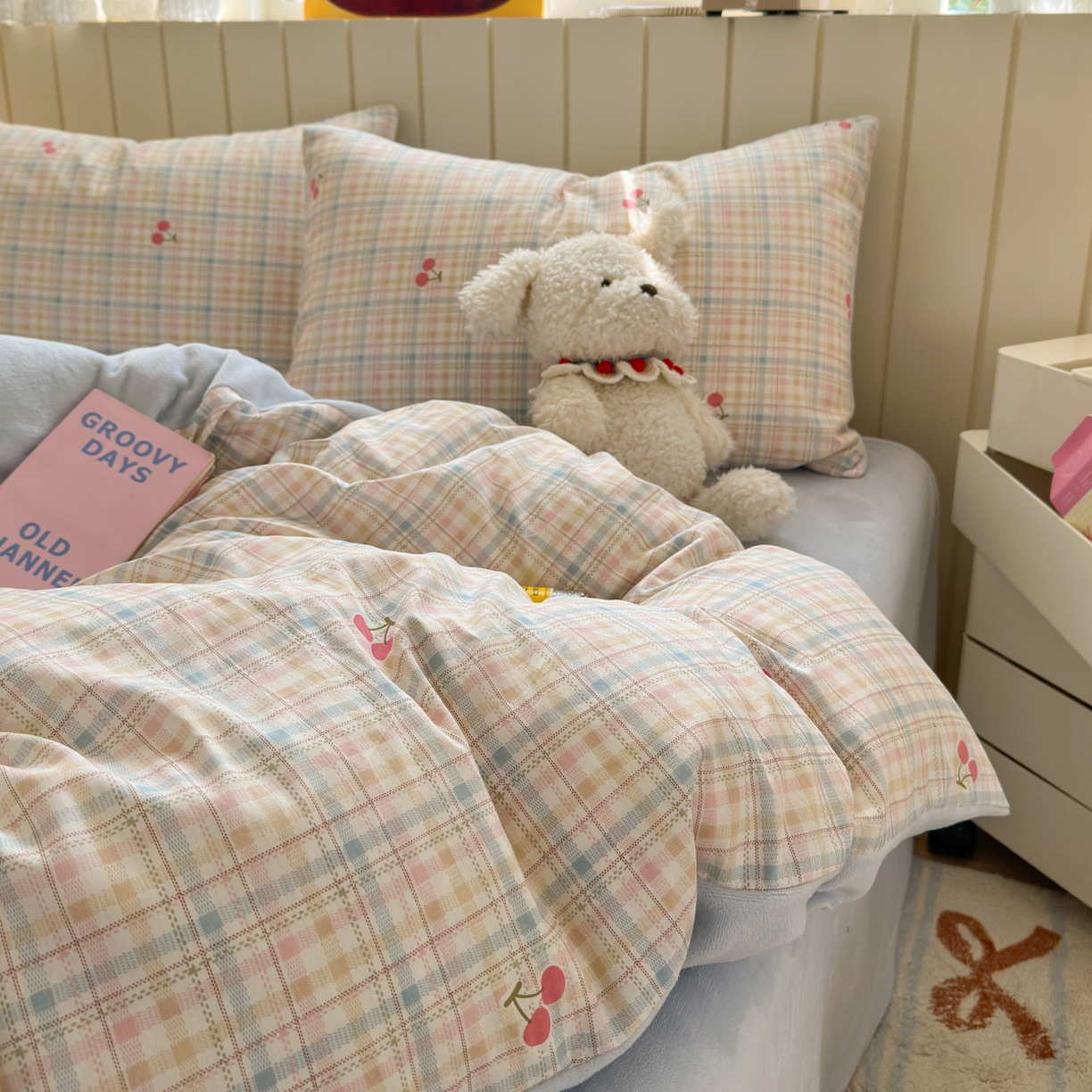 91家纺网 家纺一手货源 找家纺 Sweet dreams甜梦 2025新款棉加绒印花四件套 格子樱桃