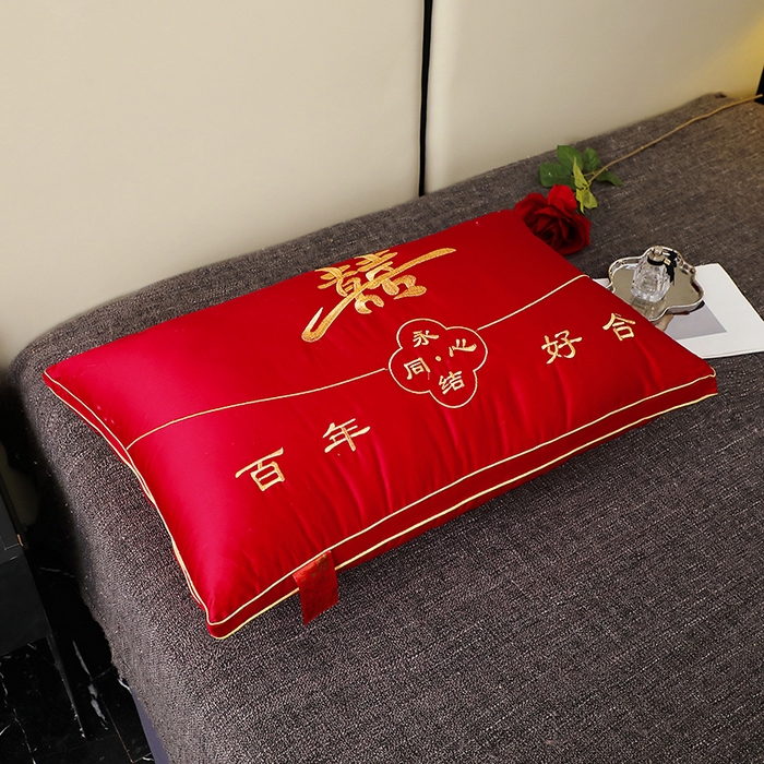 91家纺网 家纺一手货源 找家纺 （总）糖果枕芯 2025新款刺绣婚庆大红枕芯新款婚庆枕芯-永结同心
