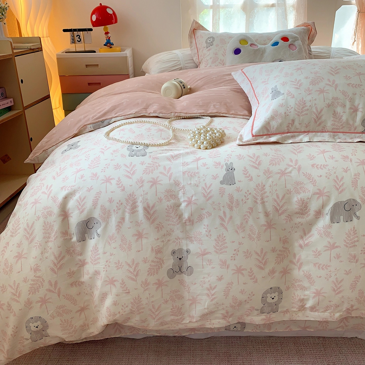 91家纺网 家纺一手货源 找家纺 莱豫家纺 2025新款亲肤舒适小清新印花全棉四件套第七批 野餐森林